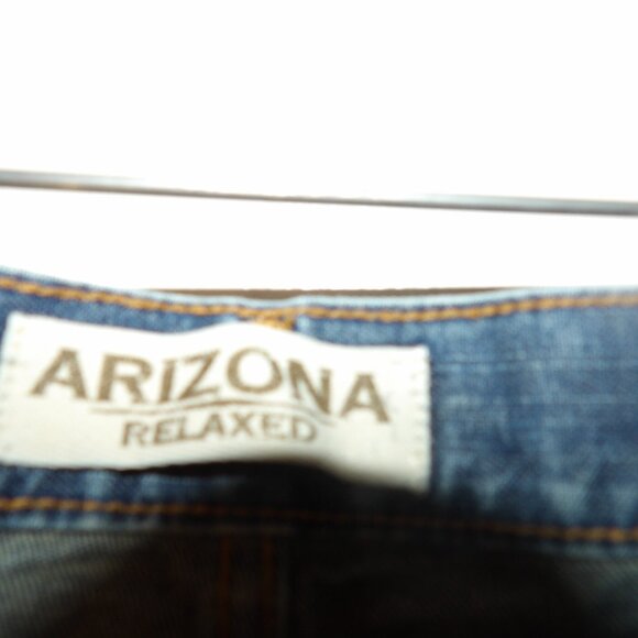 Arizona Boy's Relaxed Straight Leg Jeans Boy's Sz 16 Regular - Picture 4 of 6